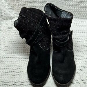 Taos Cozy Top Stylish Black Women's Boots